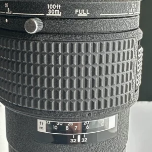 Nikon AF Nikkor 300mm f/4 ED IF Teleobjektiv