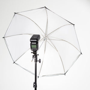Umbrella Speedlite Kit 83cm, inklusive Tasche