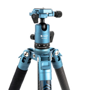 X Aircross 2 Carbon blau