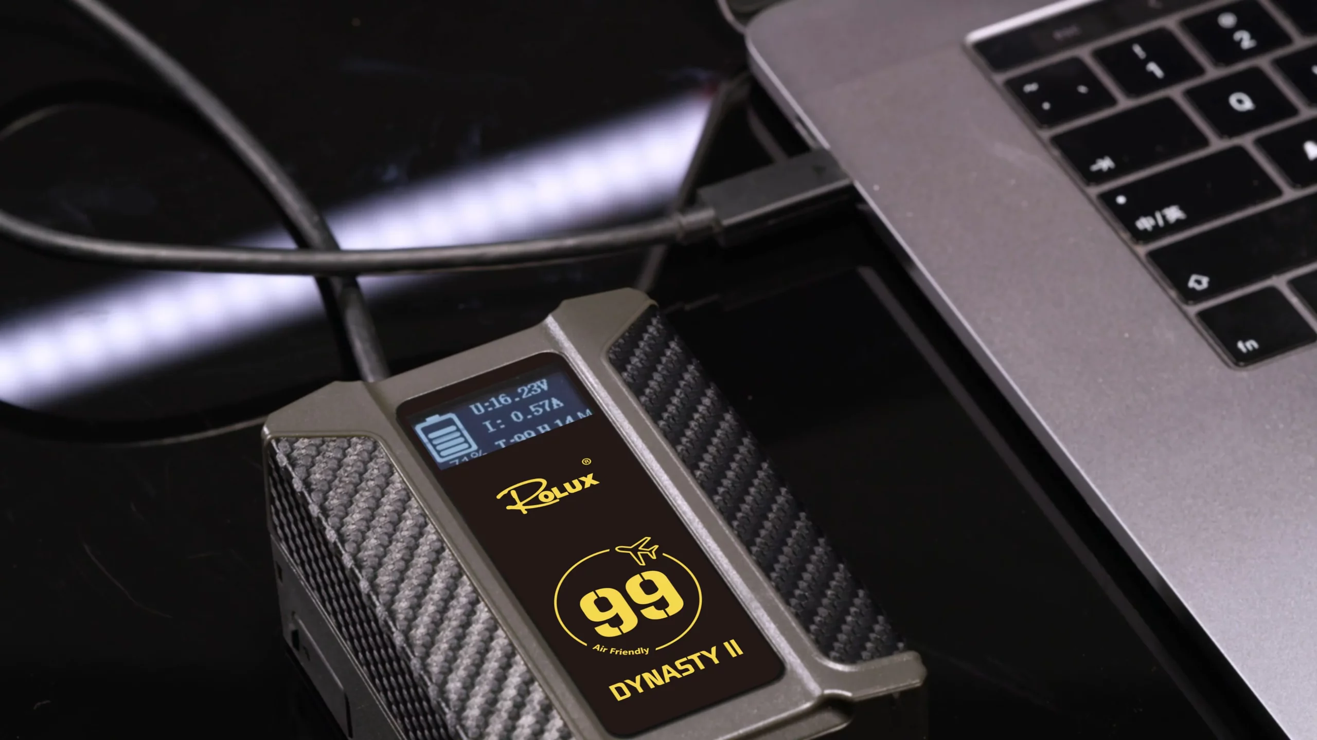 Rolux® V-Mount Akku Dynasty II Rolux® V-Mount Akku Dynasty II